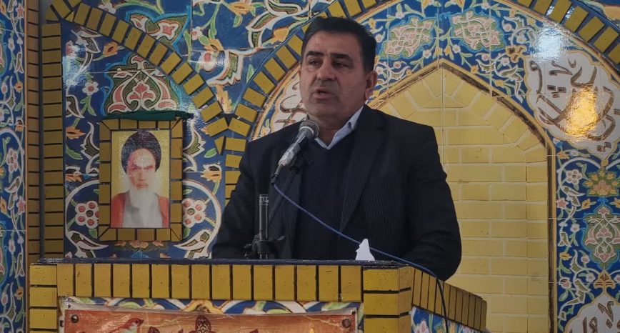 دکتر بابایی کارنامی در نماز جمعه مصلی کیاسر اعلام کرد:  نقش مردم، وحدت اجتماعی و عدالت‌محوری سه رکن  پیشرفت کشور است