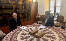 تعامل مجلس و مدیریت ورزش برای ارتقای جایگاه بین‌المللی ایران ؛ در نشست مشترک، دکتر محمدباقر قالیباف رئیس مجلس شورای اسلامی و دکتر علی بابایی کارنامی، نماینده مردم ساری و میاندورود مجلس شورای اسلامی با همــراهی مــیلاد تقوی رییس فــدراسیون والیبال ایــــران
