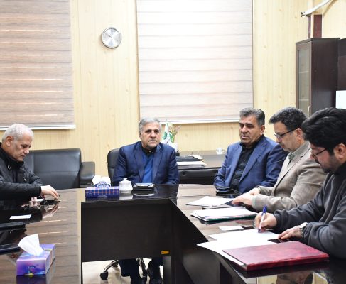 نشست مشترک دکتر بابایی کارنامی‌ با اعضای هیات رئیسه اتاق تعاون استان مازندران