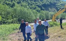 بازدید دکتر بابایی کارنامی از سردهنه های بخش چهاردانگه به اتفاق فرماندار ساری