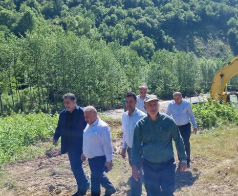 بازدید دکتر بابایی کارنامی از سردهنه های بخش چهاردانگه به اتفاق فرماندار ساری