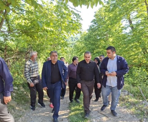 بازدید دکتر بابایی کارنامی از منطقه کوهدشت میاندورود به اتفاق فرماندار میاندورود