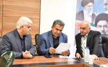 جلسه دکتر بابایی کارنامی با فرماندار ساری و مدیرکل بنیاد مسکن مازندران